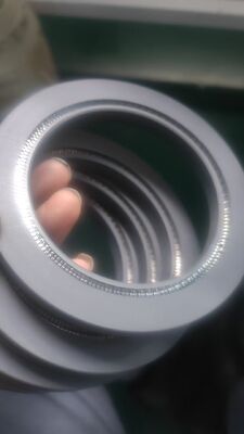 ปริมณฑล PTFE ที่ใช้พลังสปริง ปริมณฑลน้ํามันล้อรถยนต์ การใช้งานไฮดรอลิก และอื่นๆ