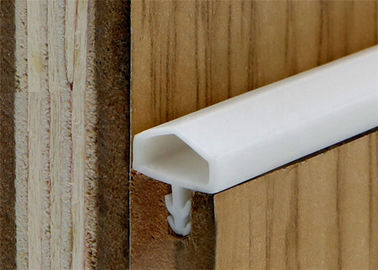 TPE TPV สล็อตประเภทปะเก็นยางแบบกำหนดเอง / โปรไฟล์การอัดขึ้นรูปยาง PVC สำหรับประตูไม้
