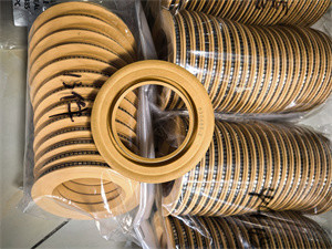 ซีลริมฝีปากโพลีอิไมด์ ซีลริมฝีปาก PTFE ซีลเสริมสปริงสำหรับซีลน้ำมันยางของปั๊มหมุนเหวี่ยงประสิทธิภาพสูง